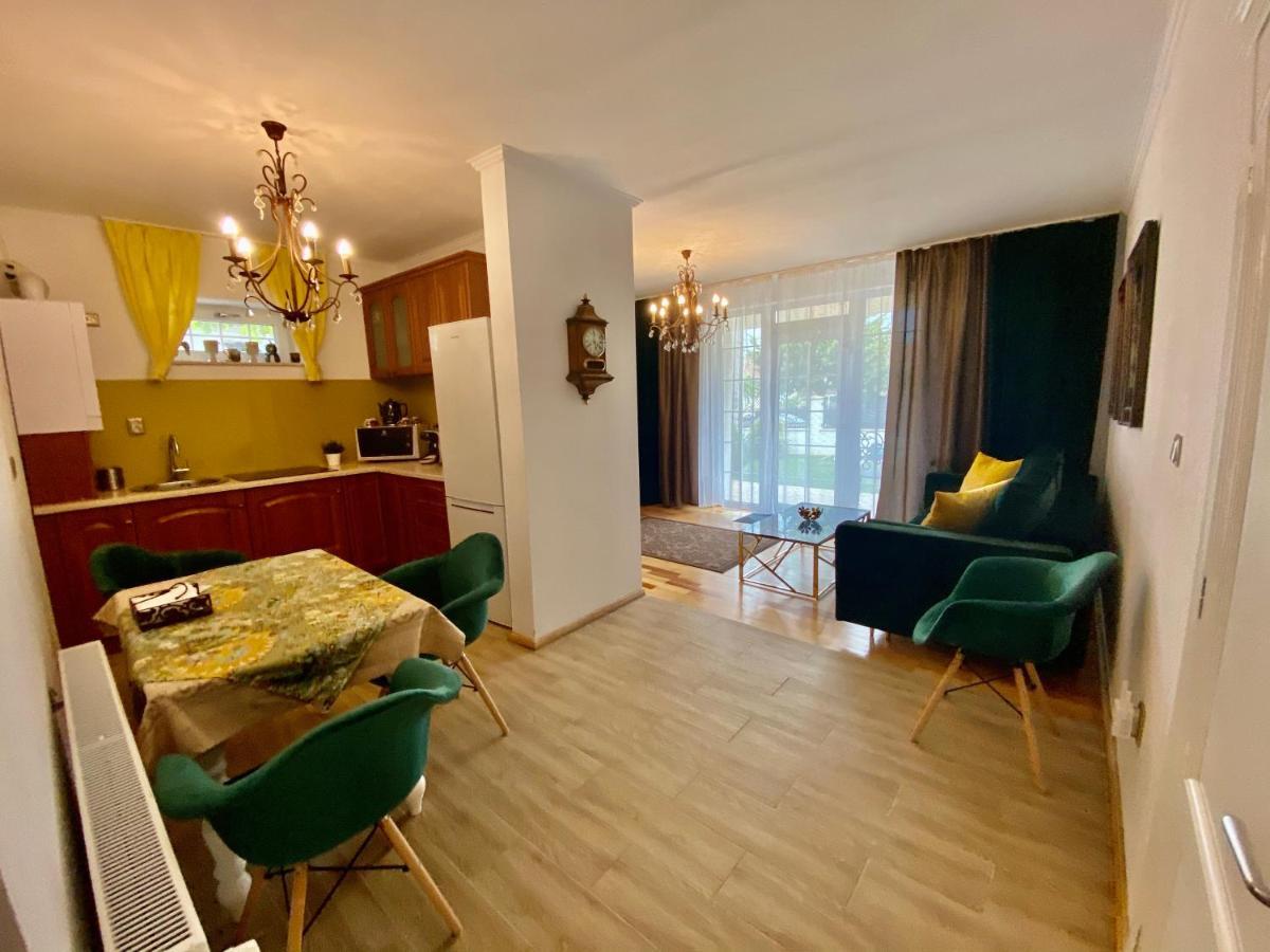 Sarada Boutique Luxury Apartment Deva Ngoại thất bức ảnh