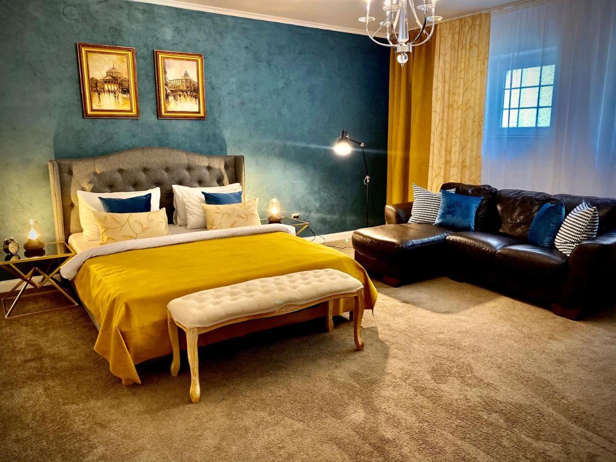 Sarada Boutique Luxury Apartment Deva Ngoại thất bức ảnh