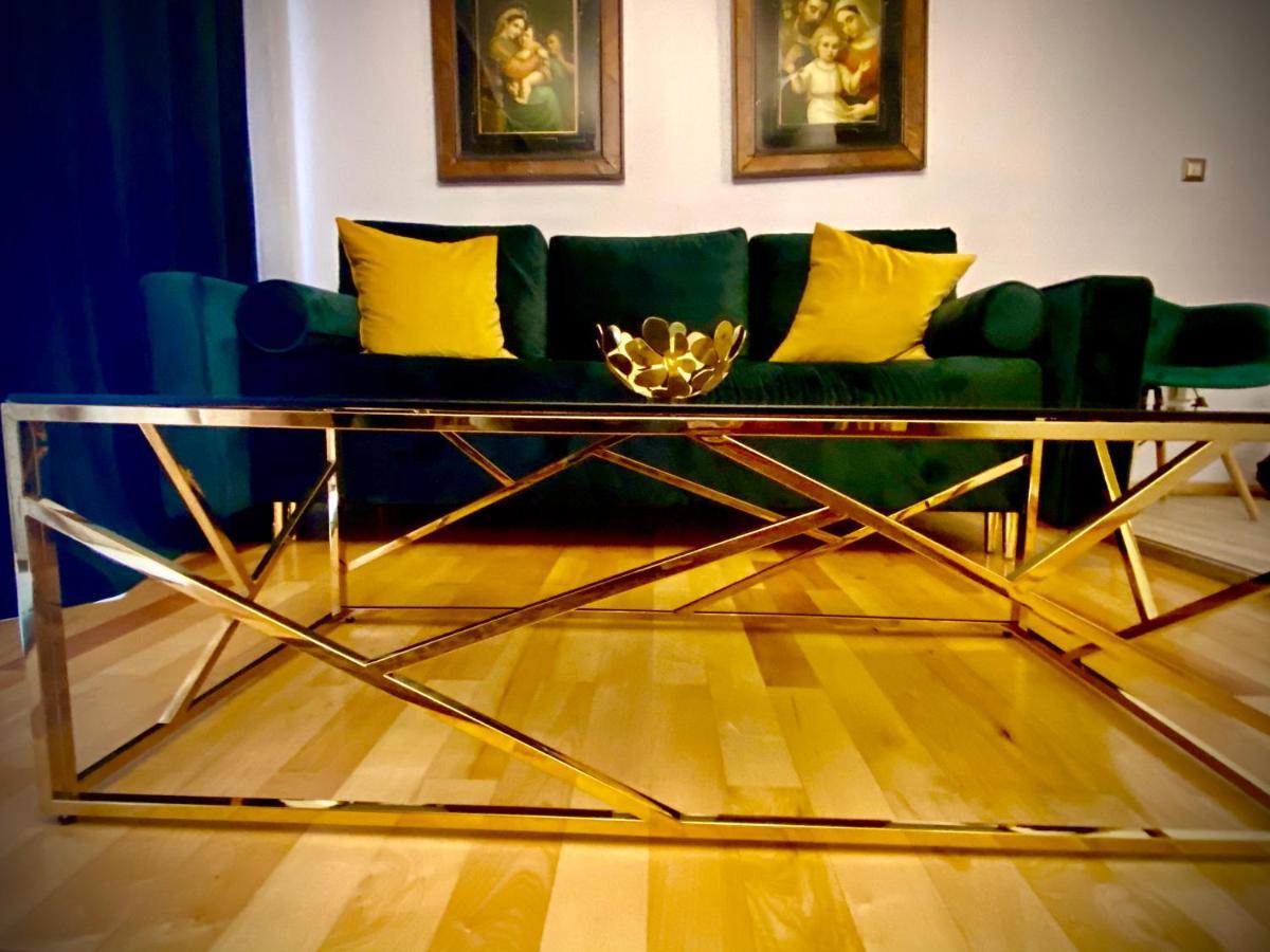 Sarada Boutique Luxury Apartment Deva Ngoại thất bức ảnh