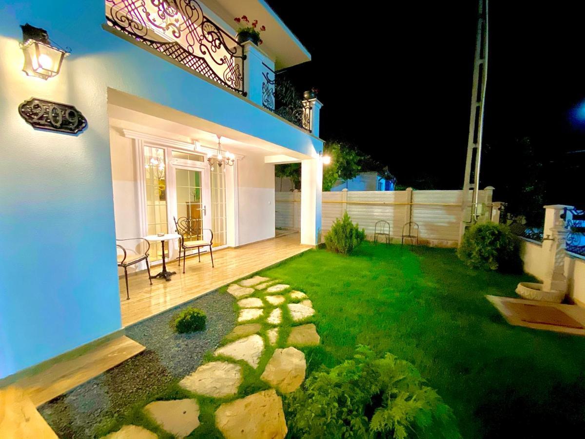 Sarada Boutique Luxury Apartment Deva Ngoại thất bức ảnh