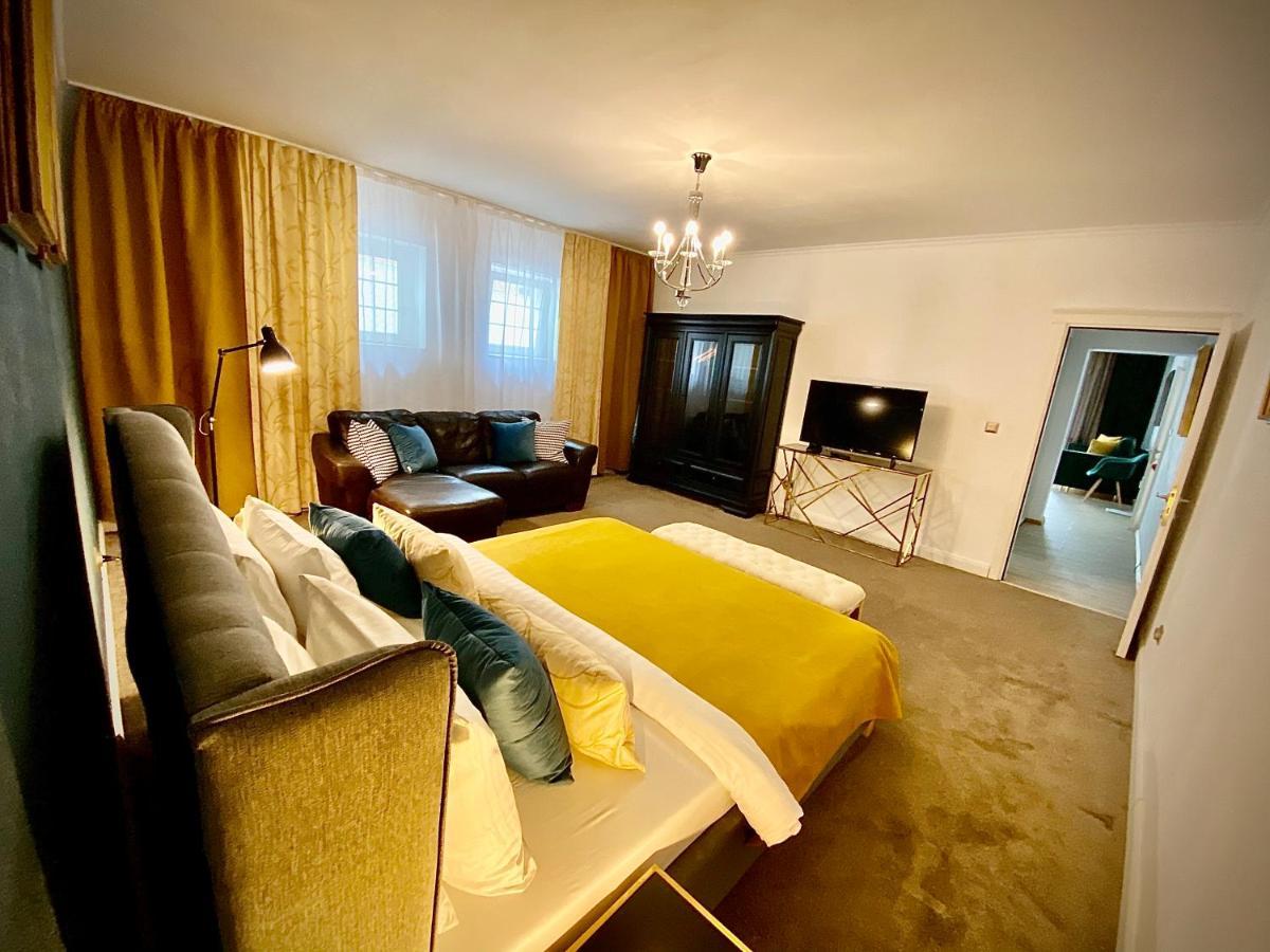 Sarada Boutique Luxury Apartment Deva Ngoại thất bức ảnh