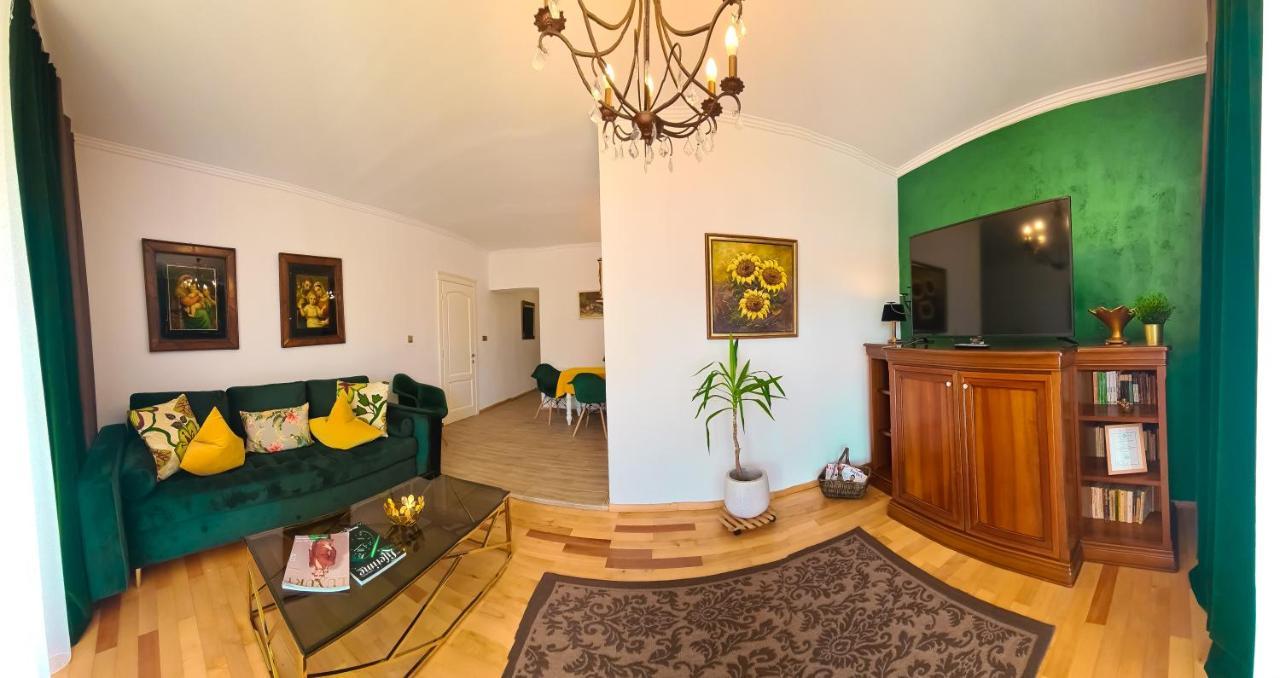 Sarada Boutique Luxury Apartment Deva Ngoại thất bức ảnh