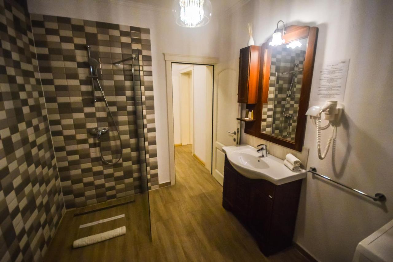 Sarada Boutique Luxury Apartment Deva Ngoại thất bức ảnh